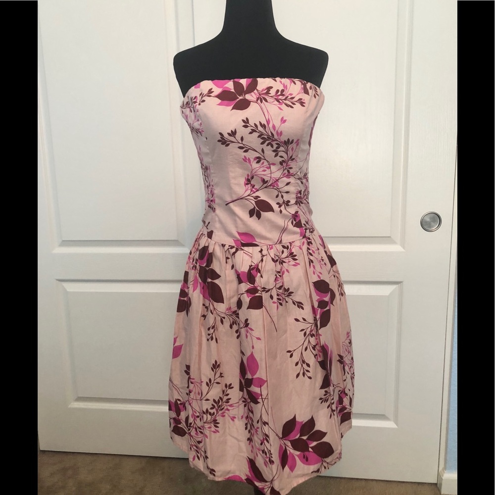 Strapless dress